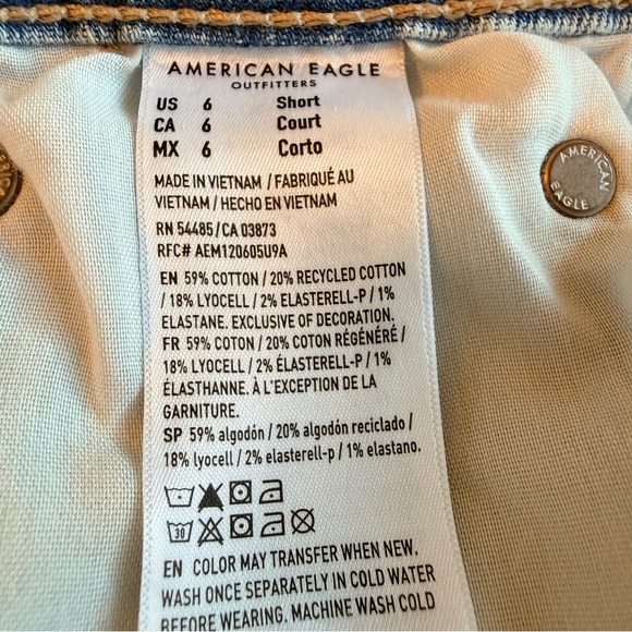 American Eagle | Dreamy Drape Stretch Super High Rise Baggy Wide Leg Jeans - Picture 12 of 13